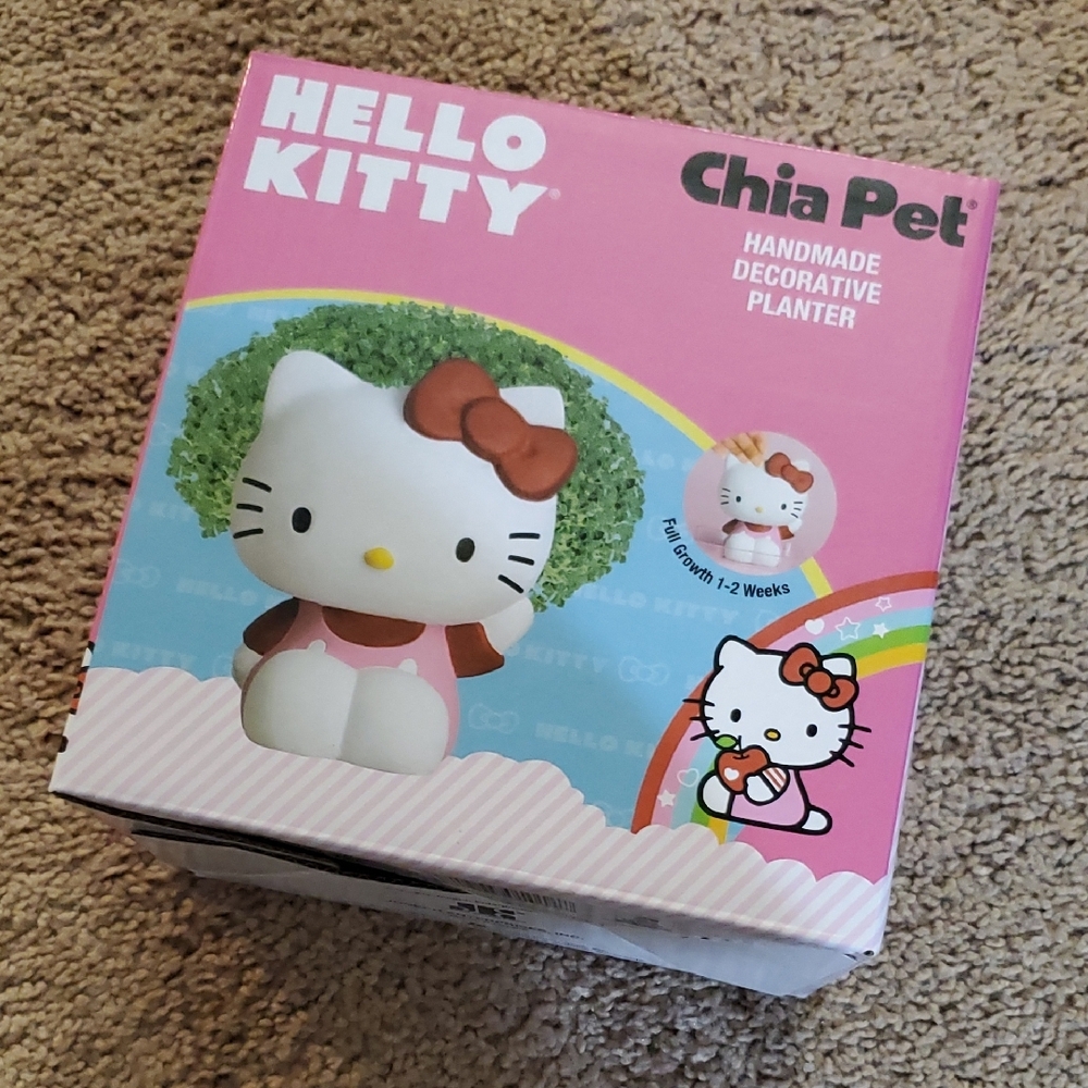 Hello Kitty Chia Decorative Planter - White and Pink